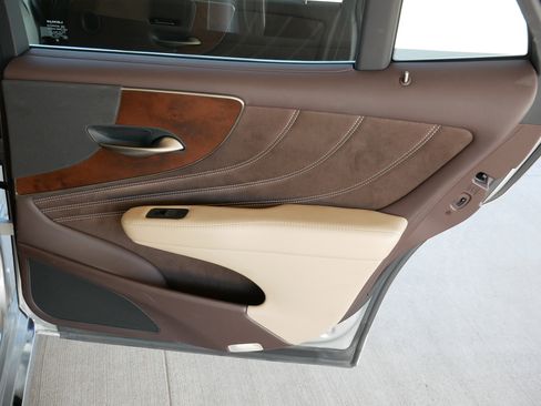 Used 2019 Lexus LS 500 image 18