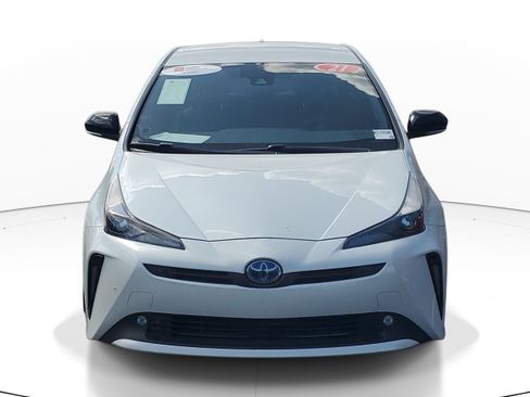 Certified 2021 Toyota Prius FWD image 2