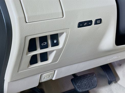 Used 2015 Lexus RX 350 2WD w/ Premium Package image 16