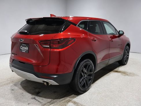 Used 2023 Chevrolet Blazer LT w/ LPO, Black Grille Bar Package image 2