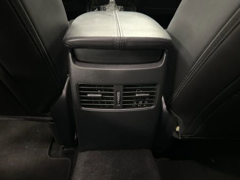 Certified 2025 MAZDA CX-30 AWD 2.5 S w/ Select Sport Pkg image 17