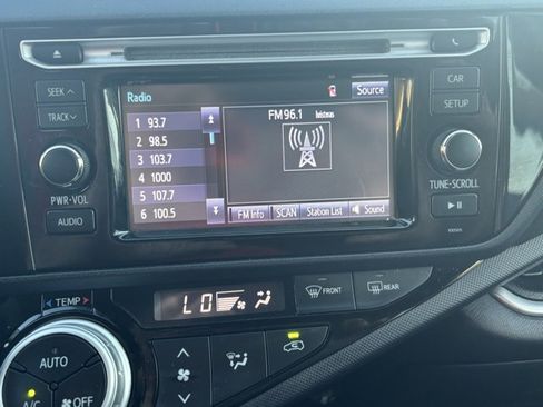 Used 2015 Toyota Prius C Two image 26