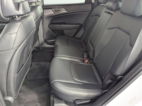 Used 2023 Kia Sportage EX image 29