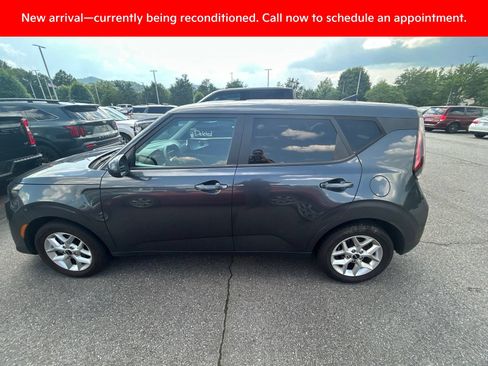 Certified 2024 Kia Soul LX w/ Option Group 015 FWD image 10