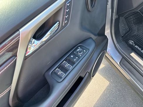 Used 2022 Lexus RX 450h AWD w/ Luxury Package image 11