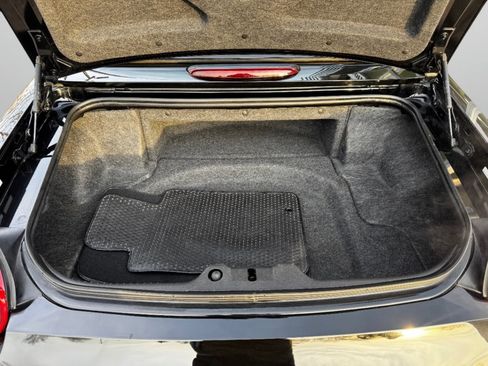 Used 2002 Ford Thunderbird Deluxe RWD image 16