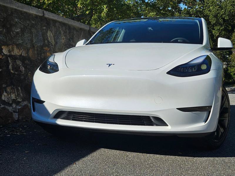 Used 2025 Tesla Model Y Long Range AWD/4WD image 75