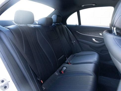 Used 2022 Mercedes-Benz E 350 Sedan image 23