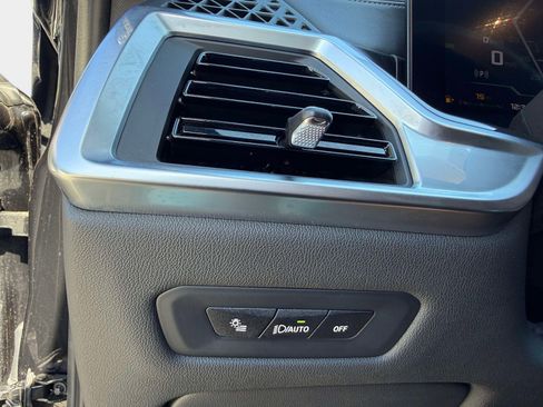 Used 2024 BMW X6 M60i image 56