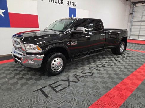Used 2018 RAM 3500 Laramie w/ Convenience Group image 2
