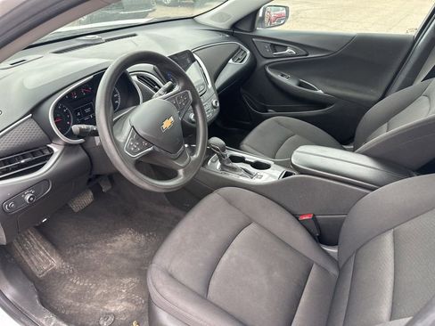 Used 2024 Chevrolet Malibu LT image 9