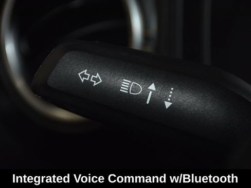 Used 2025 Jeep Wrangler Unlimited Sahara AWD/4WD image 16