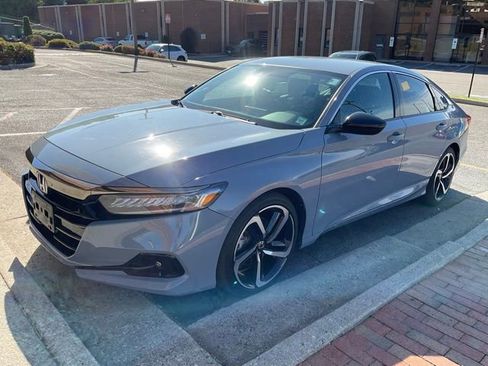 Used 2022 Honda Accord Sport image 1
