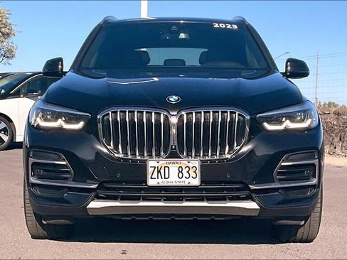 Used 2023 BMW X5 xDrive40i w/ Parking Assistance Package AWD/4WD image 3