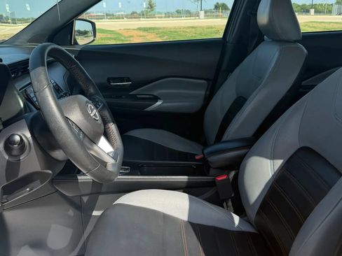 Used 2023 Nissan Kicks SR w/ SR Premium Package FWD image 26