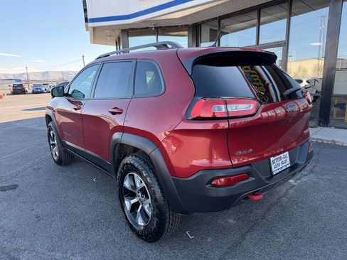 Used 2015 Jeep Cherokee Trailhawk image 7