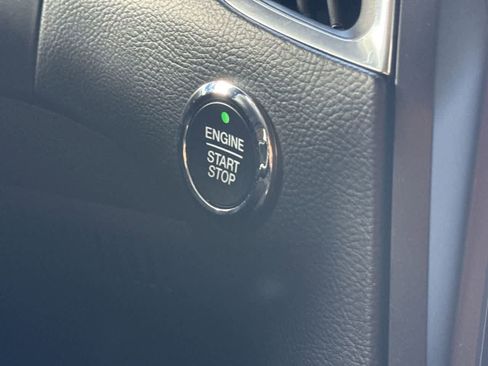 Used 2024 Ford Edge Titanium AWD/4WD image 21