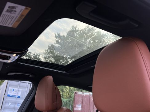 New 2025 Mercedes-Benz C 300 4MATIC Sedan image 22