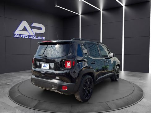 Used 2019 Jeep Renegade Altitude w/ Quick Order Package 2XM image 6