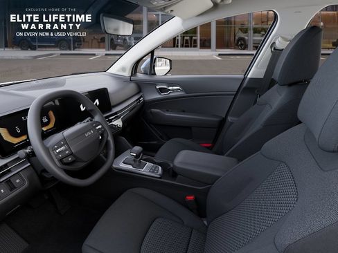 New 2026 Kia Sportage LX FWD image 18