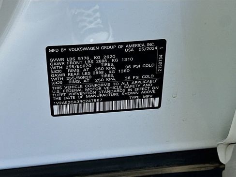 Used 2024 Volkswagen Atlas Cross Sport SEL R-Line AWD/4WD image 35