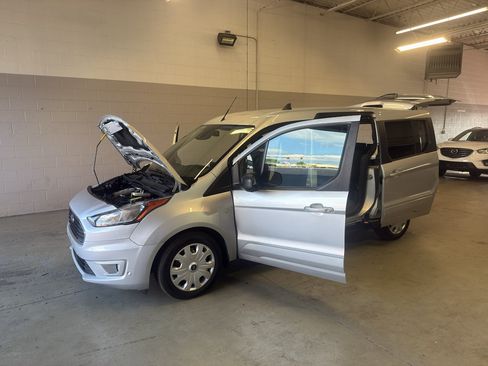 Used 2021 Ford Transit Connect XLT FWD image 11