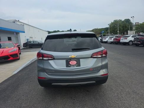 Used 2024 Chevrolet Equinox LT AWD/4WD image 3