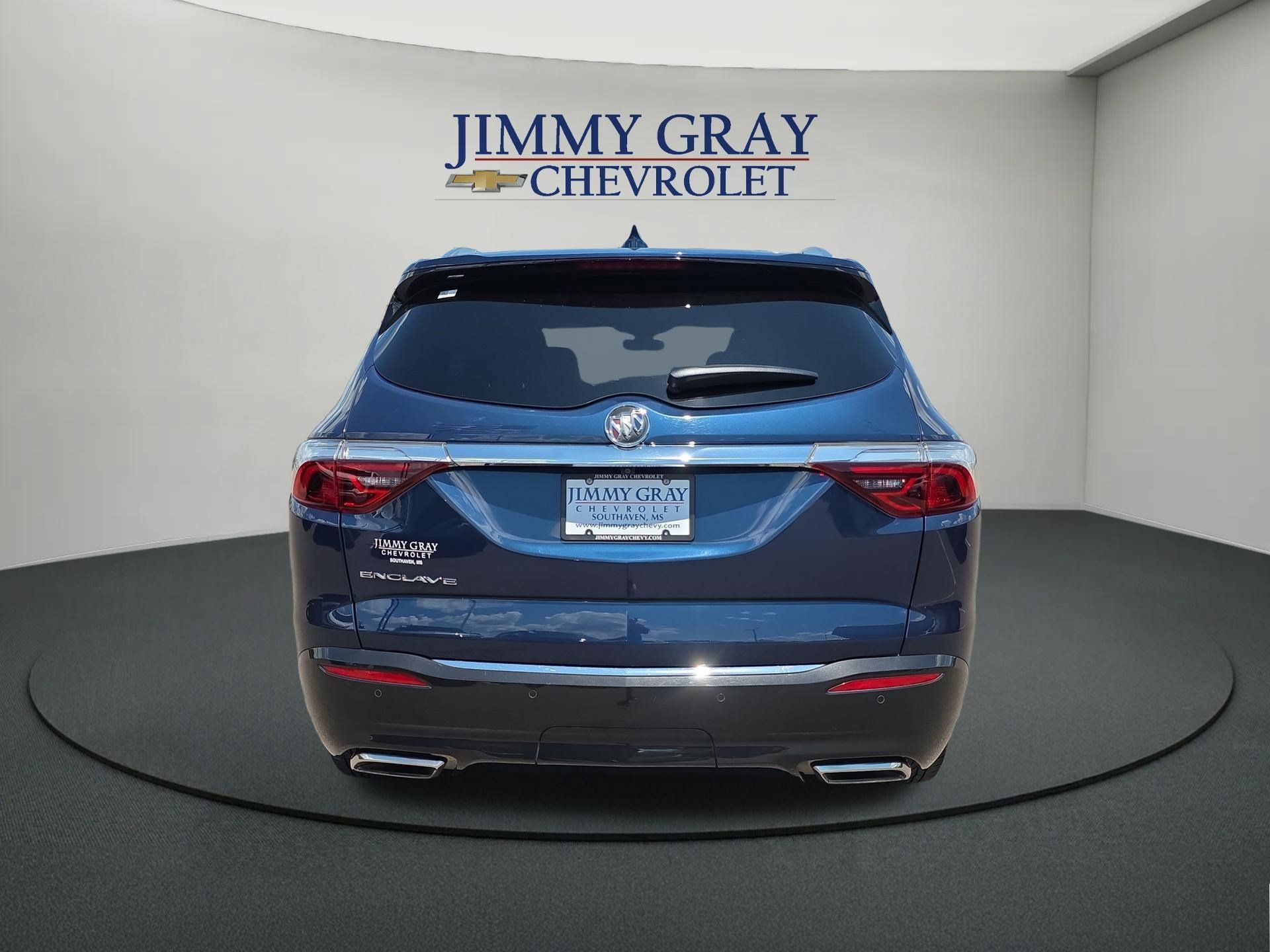 Used 2023 Buick Enclave Essence w/ Experience Buick Package FWD image 4