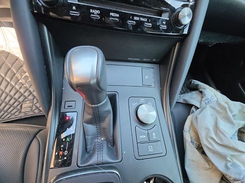 Used 2025 Lexus IS 350 F Sport RWD image 19
