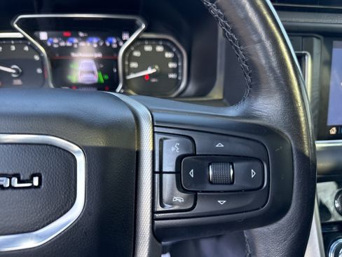 Used 2021 GMC Yukon Denali w/ Denali Premium Package AWD/4WD image 24