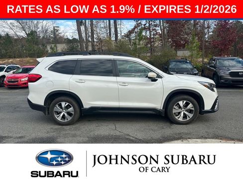 Certified 2025 Subaru Ascent Premium w/ Premium Package image 3