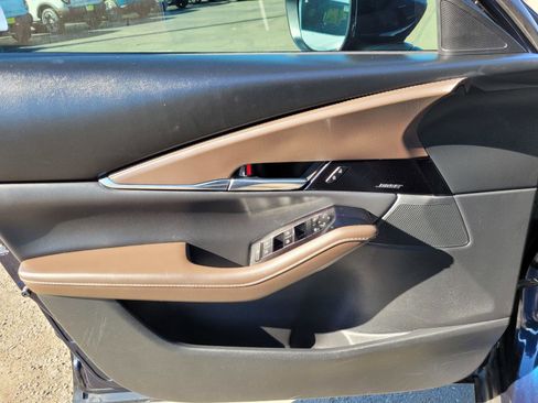 Used 2023 MAZDA CX-30 AWD 2.5 S w/ Premium Package image 22