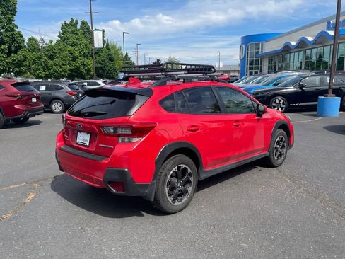 Used 2021 Subaru Crosstrek 2.0i Premium w/ Moonroof Package AWD/4WD image 5