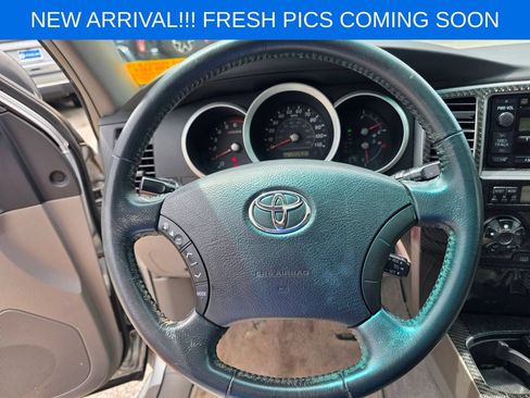 Used 2008 Toyota 4Runner SR5 w/ SR5 Extra Value Pkg 1 RWD image 12