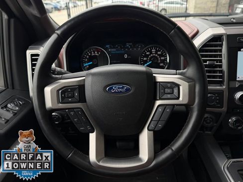 Used 2018 Ford F150 Platinum w/ Equipment Group 701A Luxury AWD/4WD image 13