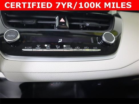 Used 2024 Toyota Corolla LE image 47