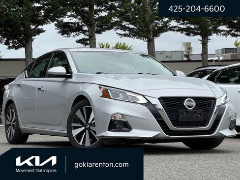 Used 2019 Nissan Altima 2.5 SL FWD image 1