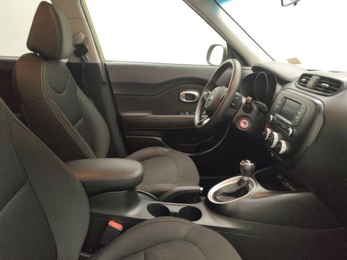 Used 2019 Kia Soul FWD image 21