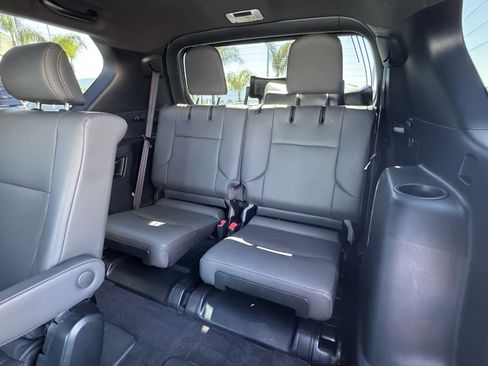 Used 2021 Lexus GX 460 Premium AWD/4WD image 32