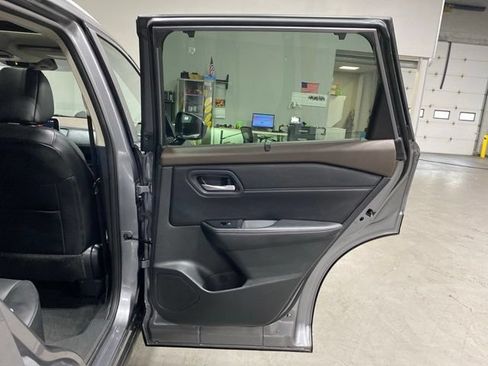 Certified 2023 Nissan Rogue SV w/ SV Premium B Package AWD/4WD image 26