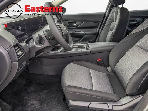 New 2026 Nissan Sentra SV FWD image 15