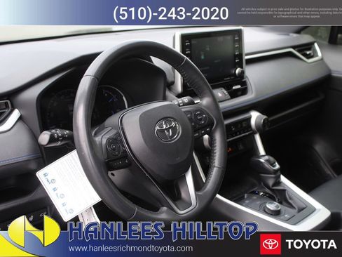 Certified 2021 Toyota RAV4 XSE w/ XSE Grade Weather Package AWD/4WD image 12