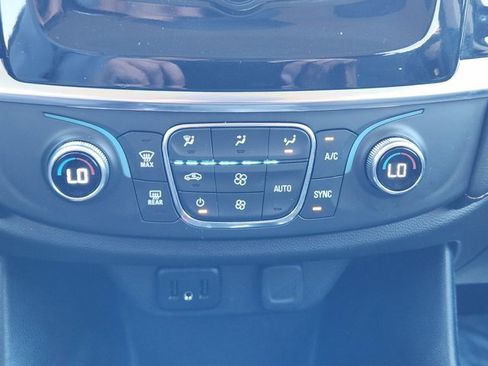 Used 2021 Chevrolet Traverse LS w/ LPO, Floor Liner Package image 18