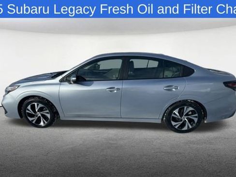 Used 2025 Subaru Legacy Premium image 6