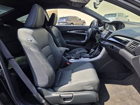 Used 2017 Honda Accord LX-S image 25