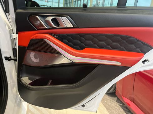 Used 2025 BMW X5 M Competition w/ Executive Package image 20