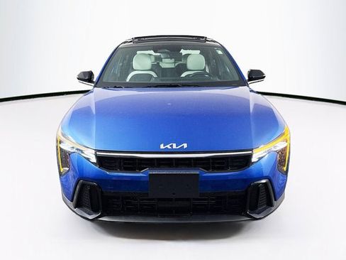 New 2025 Kia K4 GT-Line Turbo image 2