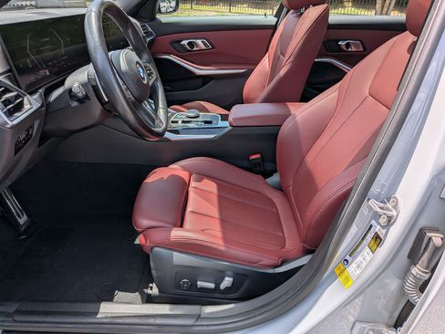Used 2023 BMW 330i Sedan w/ M Sport Package RWD image 15