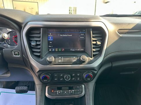 Used 2021 GMC Acadia AT4 w/ GMC Pro Grade Package AWD/4WD image 17