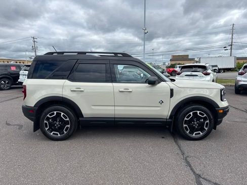 Used 2024 Ford Bronco Sport Outer Banks w/ Tech Package AWD/4WD image 4